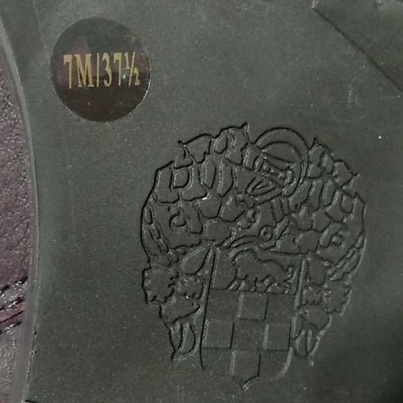 FLASH SALE! Vince Camuto Inside Zip Up Leather Boots W/Gold Hardware Sz.7M - Picture 12 of 16